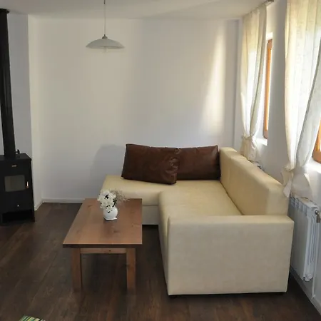 فندق Asenov Godlevo (Blagoevgrad)